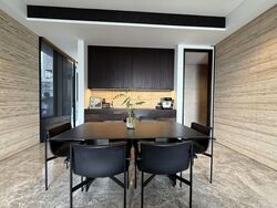 martin-modern photo thumbnail #1